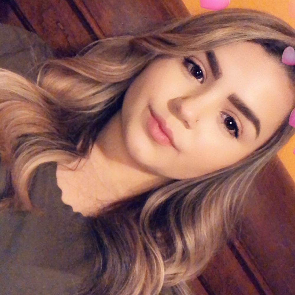 Meet your Posher, Marialy